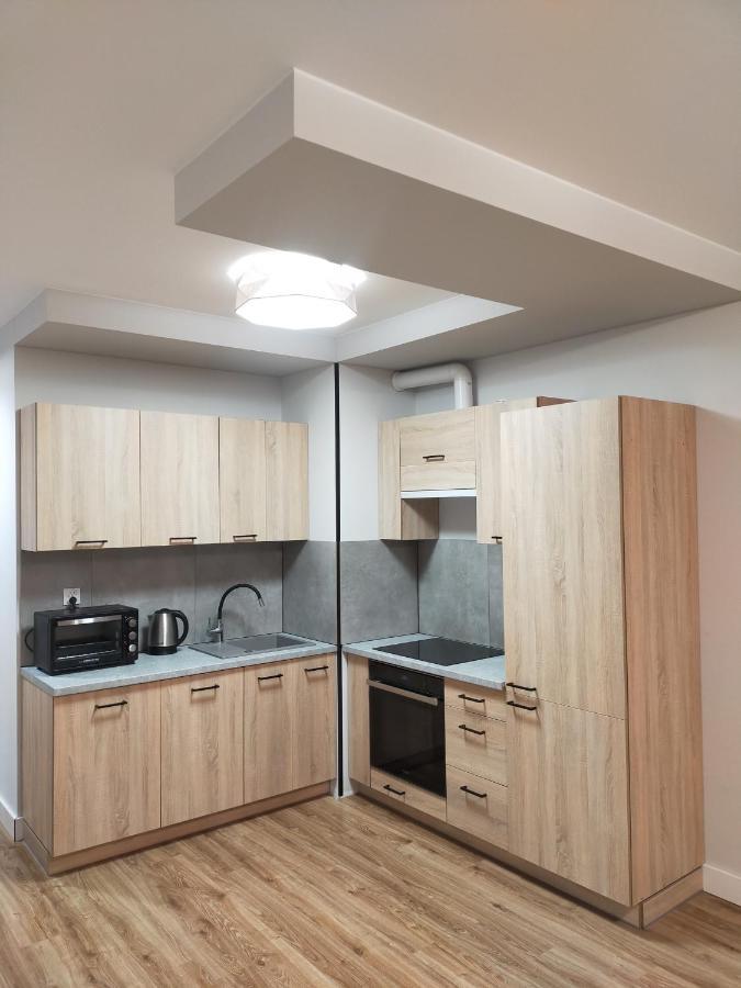 Fajny Apartament Z Parkingiem, Obok Metra. Варшава Экстерьер фото